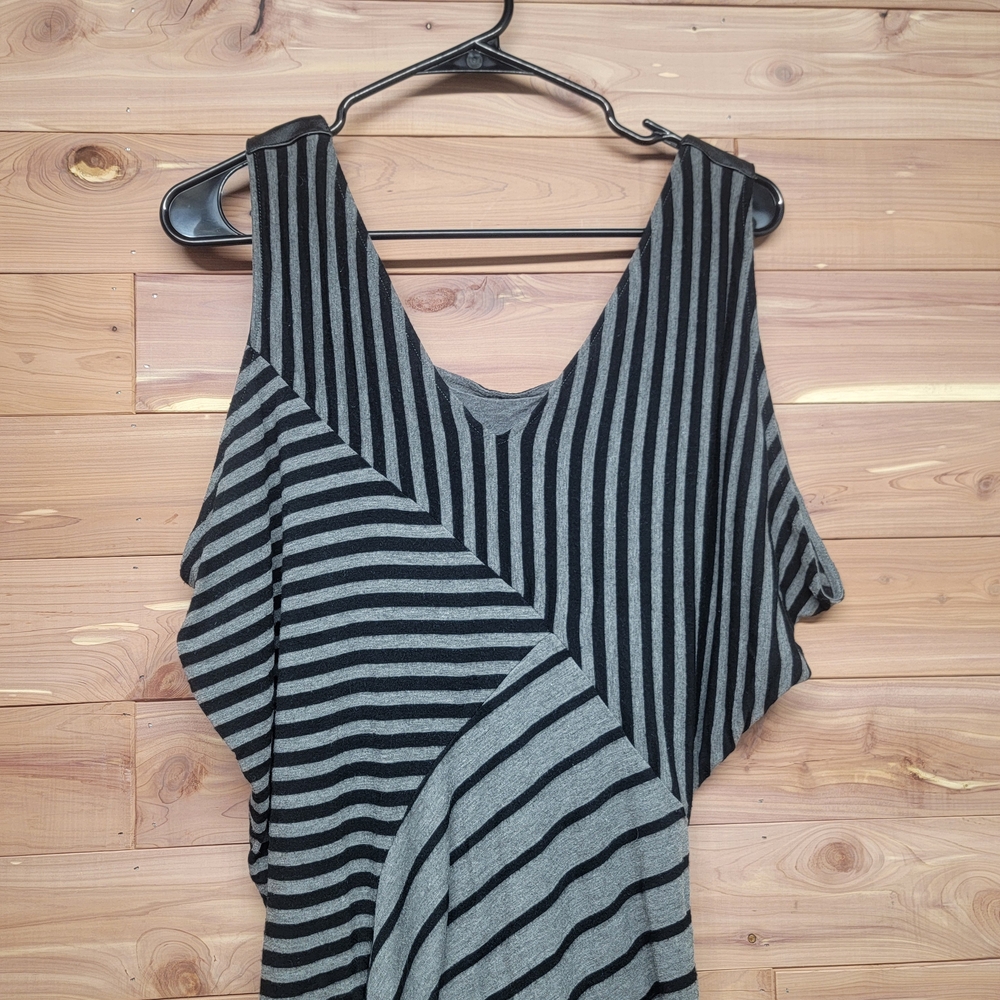 Guess Charcoal and Black Striped V-Neck Top